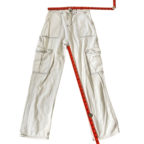 Preloved Y2K Women's White Elasticated Waistband Cargo Jeans - UK Size 8 - Picture 10 of 13